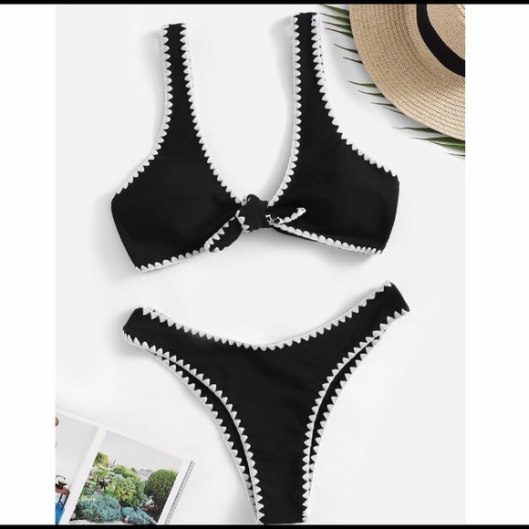 👙Black bikini with White Trim - Picture 1 of 6